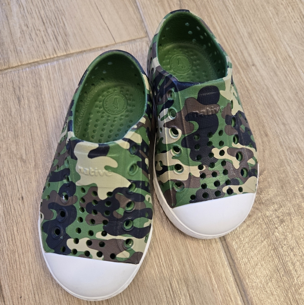Native Camoflage Shoes, 6c